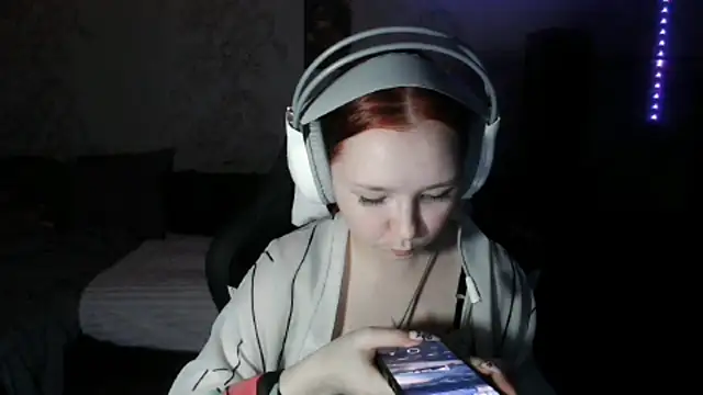 PansyBorriello online show from 09.11.25