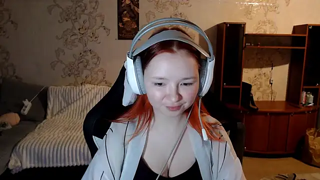 PansyBorriello online show from 09.13.25