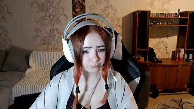 PansyBorriello online show from 09.21.25