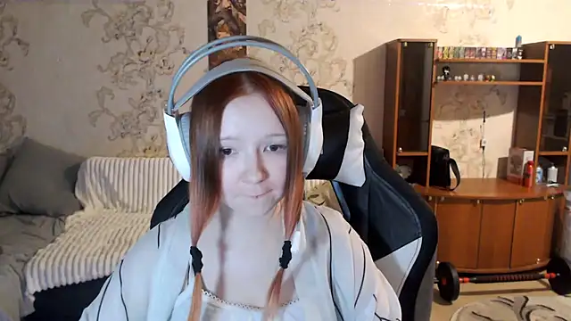 PansyBorriello online show from 09.25.25