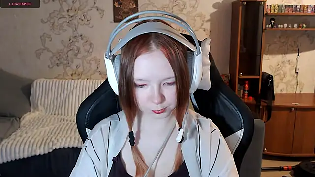 PansyBorriello online show from 10.03.25