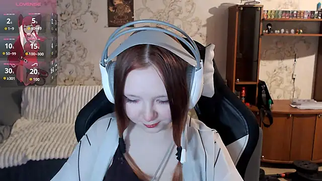 PansyBorriello online show from 10.04.25