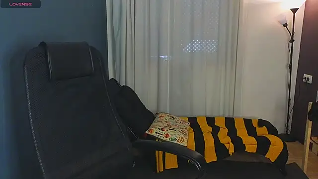 laracroftmansion online show from 06.22.26