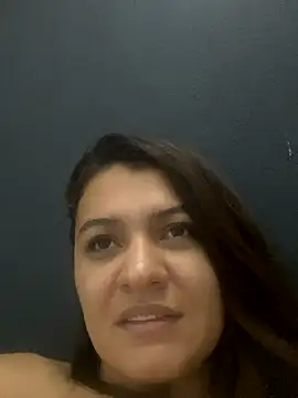 Snapshot of Madyson94 chatting on 10.29.25 Madyson94 online show from 10.29.25