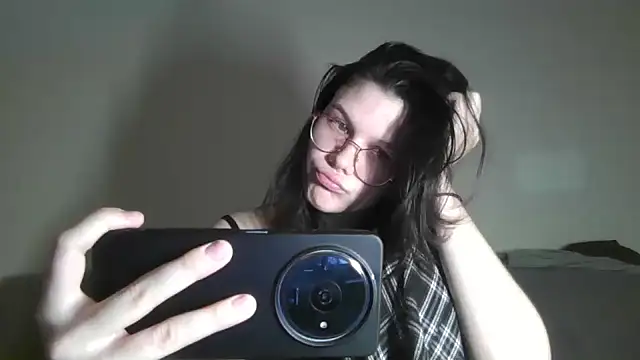 Snapshot of LaVostraDorothy chatting on 09.10.25 LaVostraDorothy online show from 09.10.25