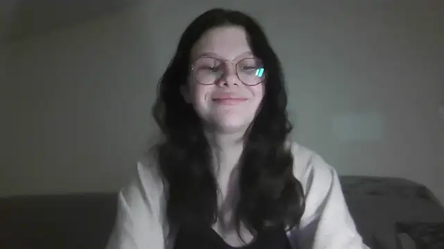 Snapshot of LaVostraDorothy chatting on 10.17.25 LaVostraDorothy online show from 10.17.25