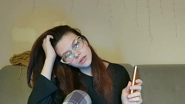 Snapshot of LaVostraDorothy chatting on 05.12.26 LaVostraDorothy online show from 05.12.26