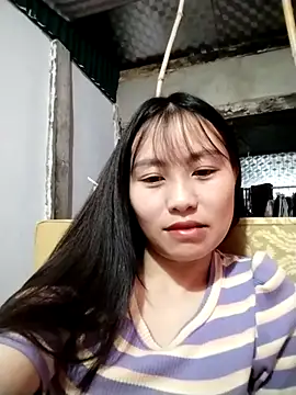 Snapshot of __Sasulq__ chatting on 10.21.25 Sasulq online show from 10.21.25