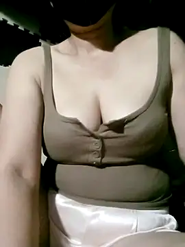 Surrilove online show from 09.21.25