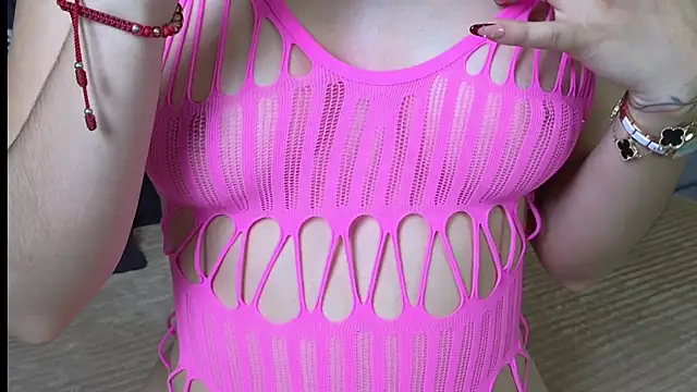 Snapshot of Calipso_Parisi chatting on 03.10.26 Calipso Parisi online show from 03.10.26