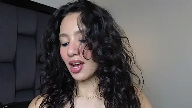 Snapshot of Calipso_Parisi chatting on 03.21.26 Calipso Parisi online show from 03.21.26