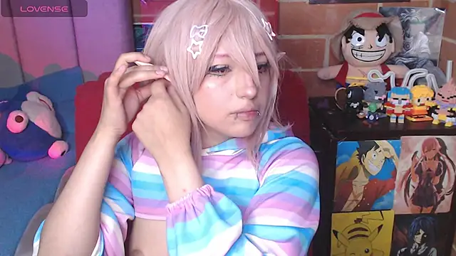  alexa19pretty  online show from 04.30.26