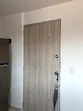 Snapshot of Lu090_ chatting on 11.22.25 Lu090 online show from 11.22.25