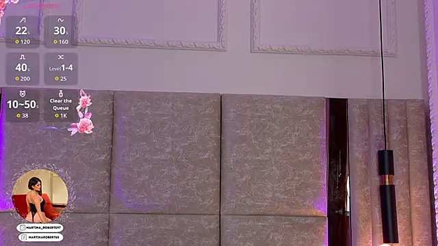 Martina-Roberts- online show from 09.30.25