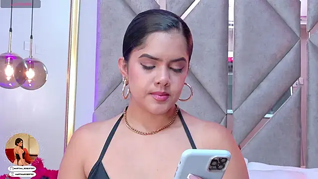 Martina-Roberts- online show from 05.07.26