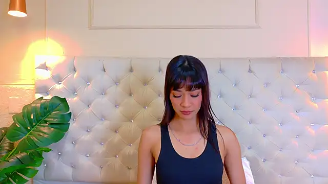 Snapshot of CathMellow chatting on 12.03.25 CathMellow online show from 12.03.25