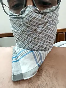 Snapshot of i-am-luffy chatting on 09.09.25 i-am-luffy online show from 09.09.25