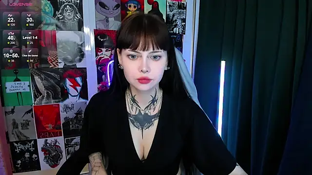 Snapshot of Morana_Batt chatting on 09.25.25 Morana Batt online show from 09.25.25