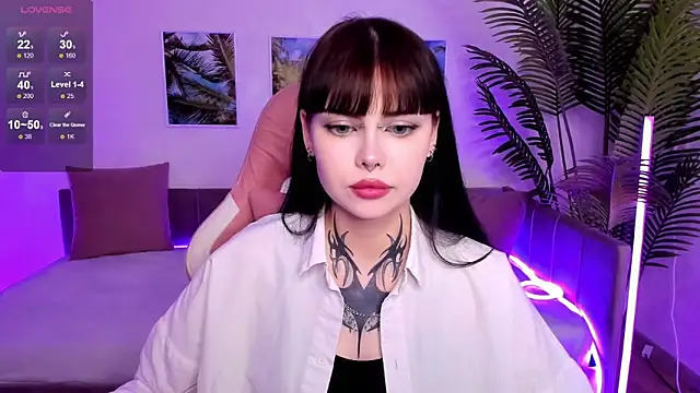 Snapshot of Morana_Batt chatting on 10.02.25 Morana Batt online show from 10.02.25