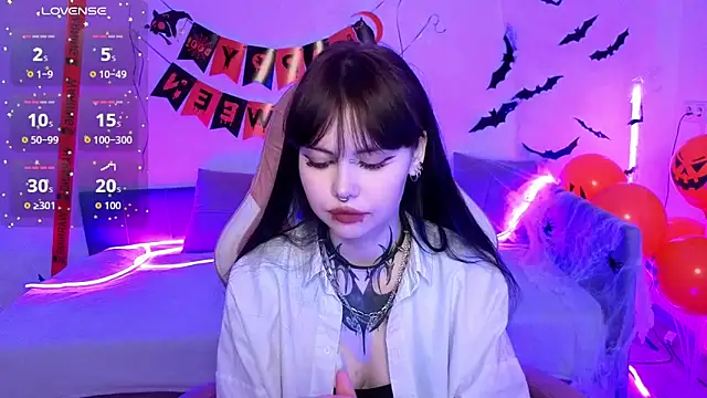 Snapshot of Morana_Batt chatting on 11.04.25 Morana Batt online show from 11.04.25