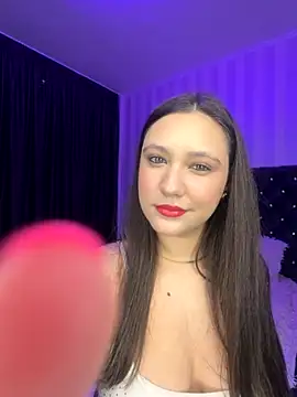 Amber Lia online show from 10.16.25