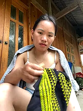 Han Han20 online show from 09.09.25