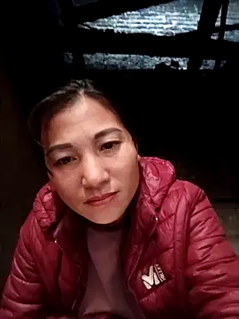 YAYAA-502 online show from 12.17.25