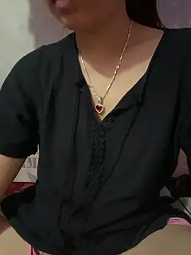Snapshot of Ngoc-bbi chatting on 06.28.26 Ngoc-bbi online show from 06.28.26