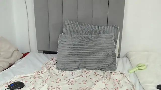 Snapshot of Sexy_melanin17 chatting on 10.16.25 Sexy melanin17 online show from 10.16.25