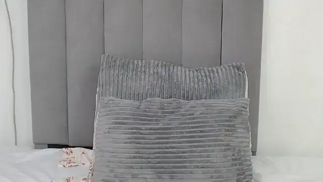 Snapshot of Sexy_melanin17 chatting on 10.17.25 Sexy melanin17 online show from 10.17.25