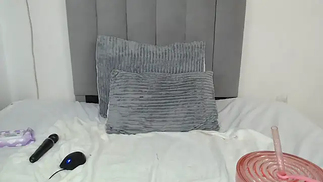 Snapshot of Sexy_melanin17 chatting on 10.23.25 Sexy melanin17 online show from 10.23.25