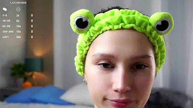 MelaniSeiver online show from 11.21.25