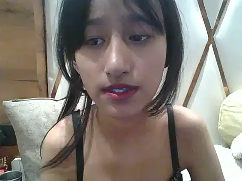 lily 9900 online show from 11.14.25