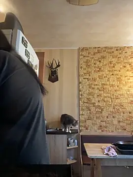 Snapshot of DazzzlingDame chatting on 10.29.25 DazzzlingDame online show from 10.29.25