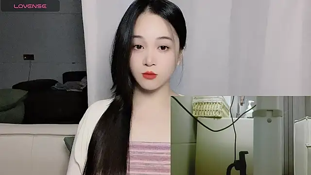 woaiqinqin online show from 10.23.25