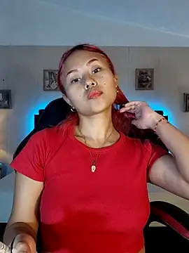 Snapshot of MAYASMITH__ chatting on 07.31.26 MAYASMITH online show from 07.31.26