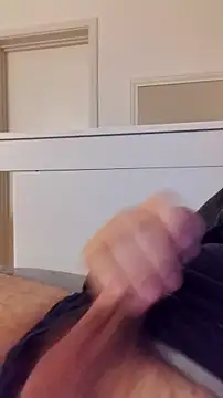 Snapshot of NewJoiner chatting on 03.23.26 NewJoiner online show from 03.23.26