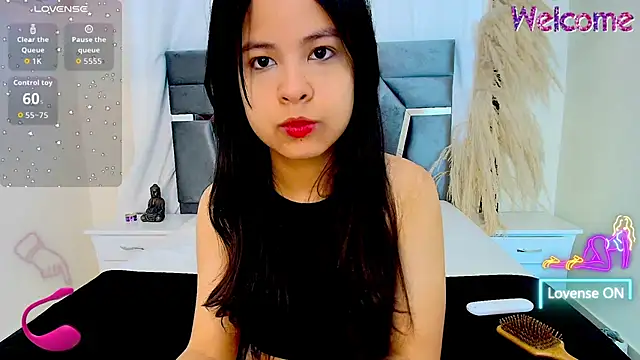 MiniLove 01 online show from 03.09.26