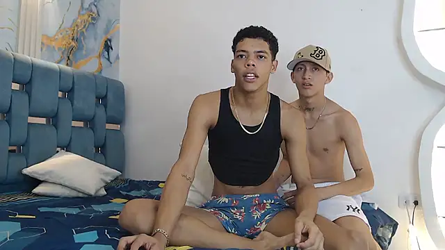 PRETTY FEM online show from 01.12.26