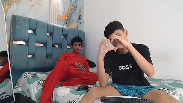 PRETTY FEM online show from 03.21.26