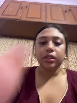 goodvibesonly44445 online show from 02.28.26