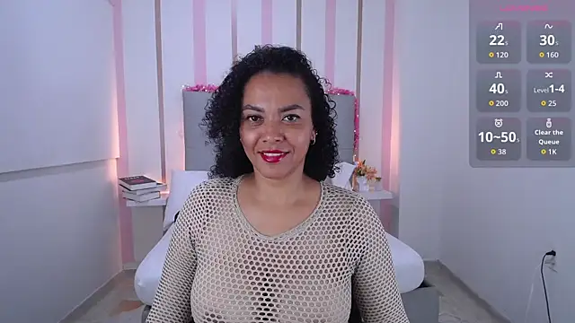 Snapshot of Lorena_Brown69 chatting on 09.25.25 Lorena Brown69 online show from 09.25.25