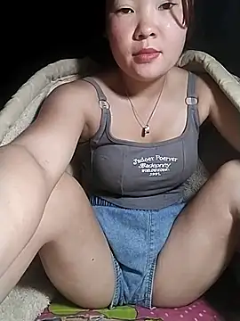 lylylove online show from 06.18.26