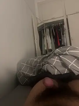 Snapshot of kitchiiii chatting on 10.05.25 kitchiiii online show from 10.05.25