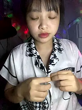 candy   123 online show from 10.25.25