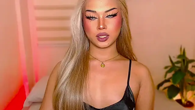 MissRumi Hunter online show from 10.23.25