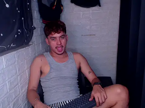 Snapshot of Tempting_jon chatting on 06.20.26 Tempting jon online show from 06.20.26