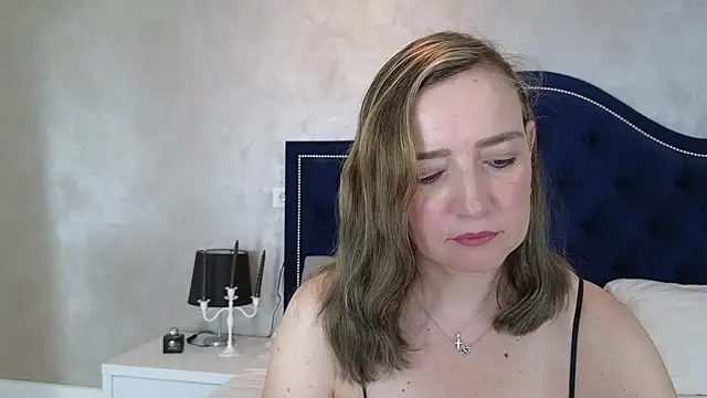 Snapshot of Blue_Angel_Sweet chatting on 10.13.25 Blue Angel Sweet online show from 10.13.25