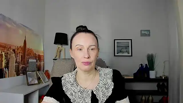 Velvet Jasmine online show from 03.07.26