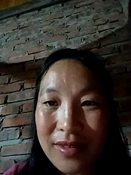 Snapshot of miss-su chatting on 02.15.26 miss-su online show from 02.15.26